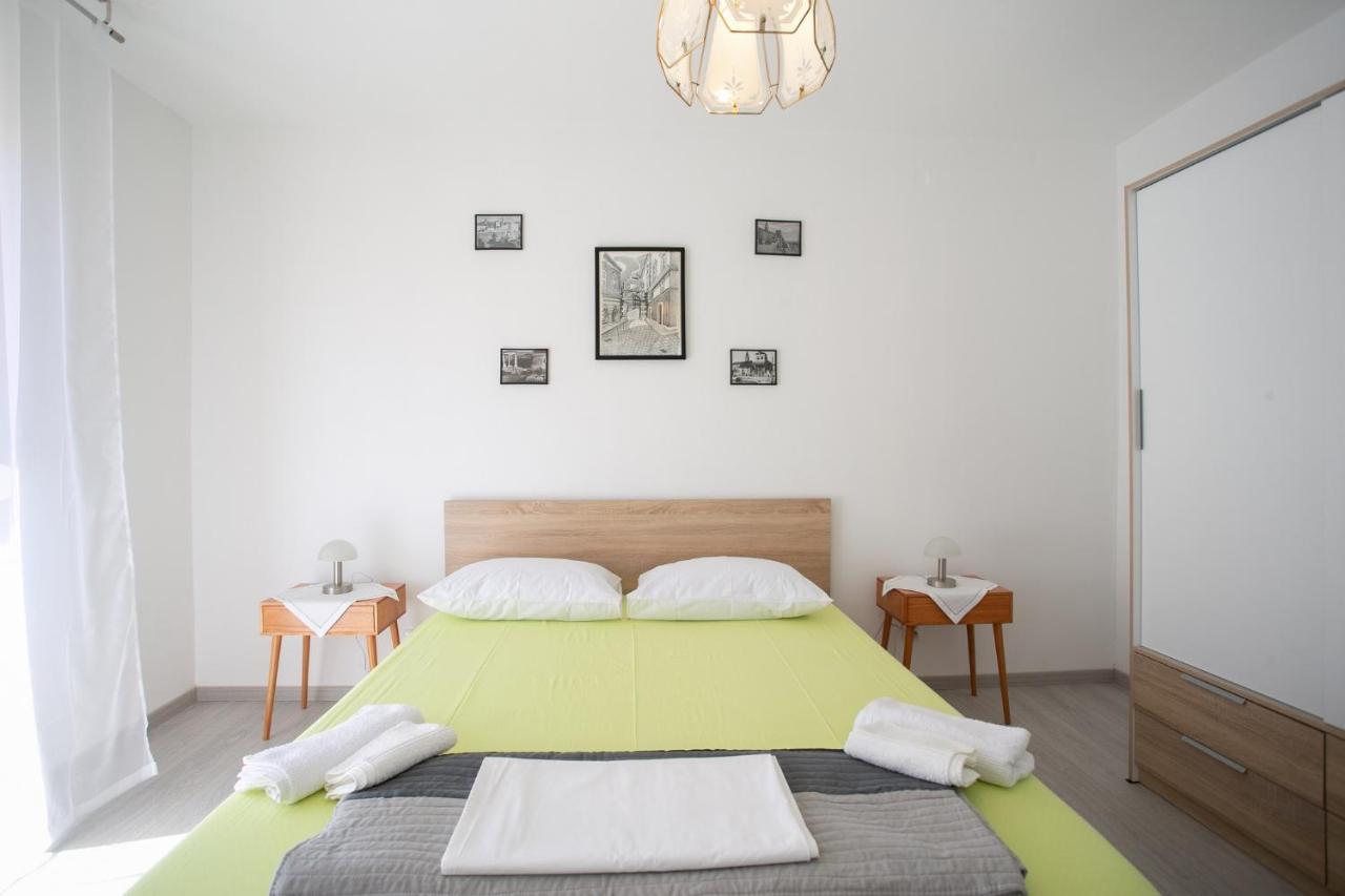 Apartment Uncle Albertʹs Trogir